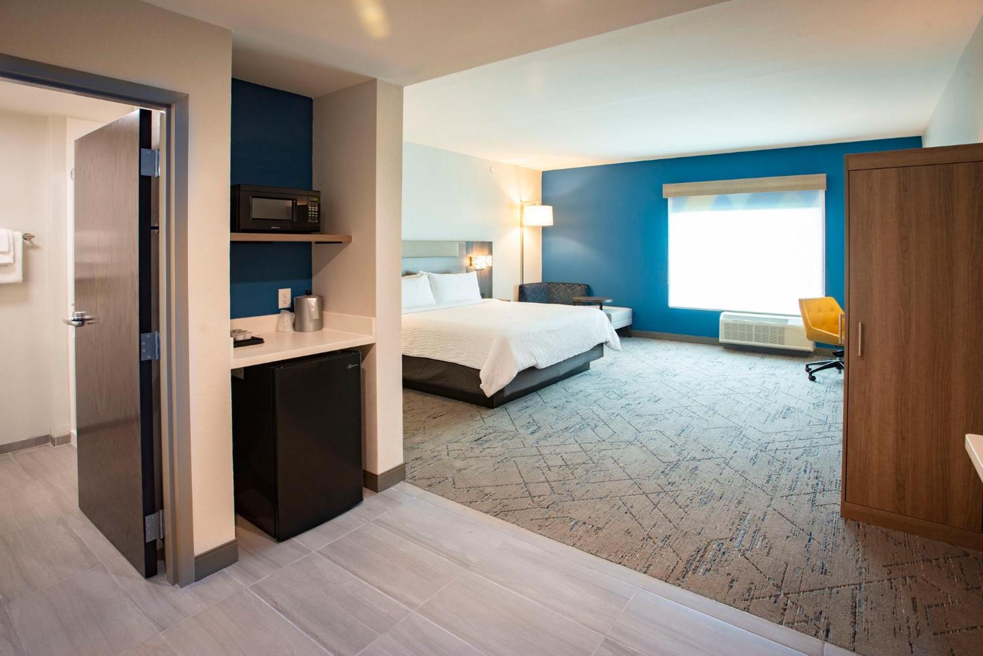 Holiday Inn Express & Suites Pensacola Airport North - I-10 By Ihg Ferry Pass Ngoại thất bức ảnh