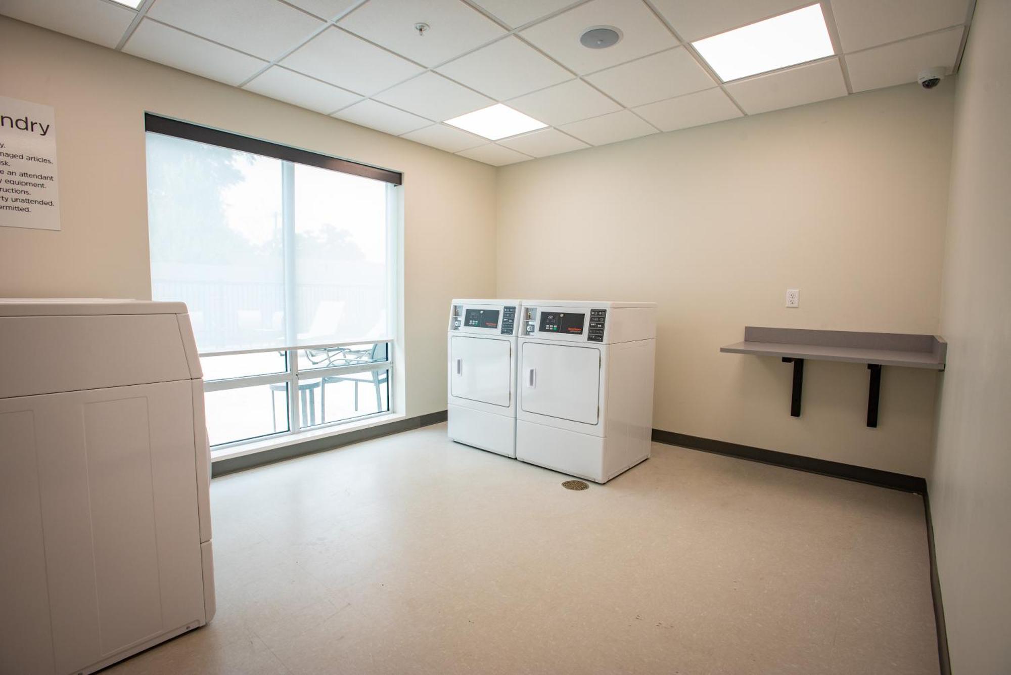 Holiday Inn Express & Suites Pensacola Airport North - I-10 By Ihg Ferry Pass Ngoại thất bức ảnh