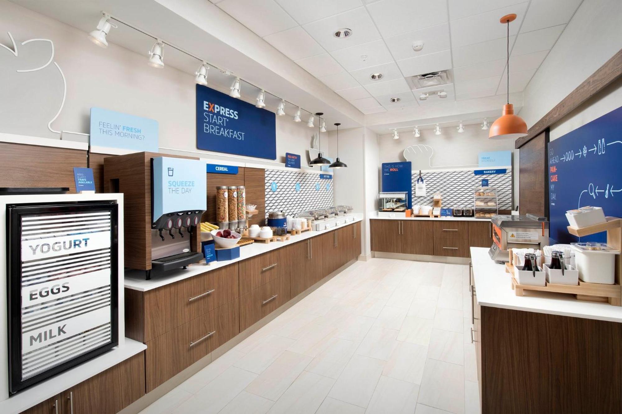 Holiday Inn Express & Suites Pensacola Airport North - I-10 By Ihg Ferry Pass Ngoại thất bức ảnh